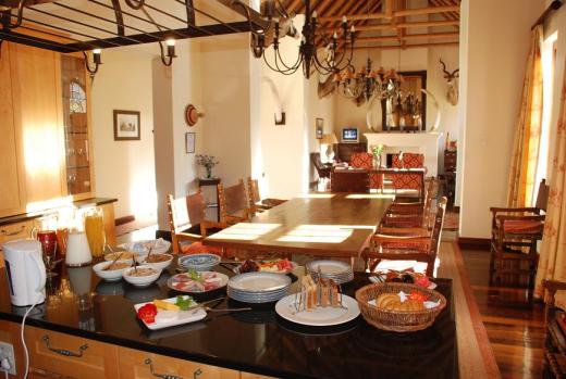 Elephant Lodge breakfast