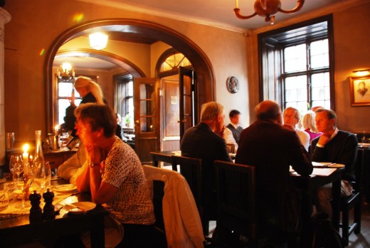 Den Gyldene Freden interior