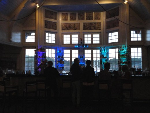 The bar in the Sandhamn hotel, overlooking the docks