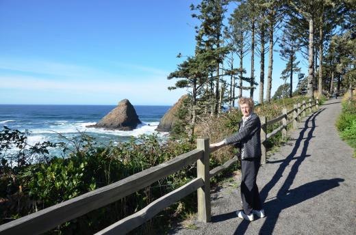 The trail up to the Heceta Lighthouse