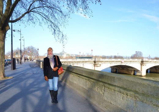 Morning along the Seine