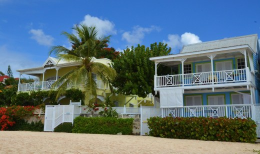 Pretty private homes along the beach near Rockley